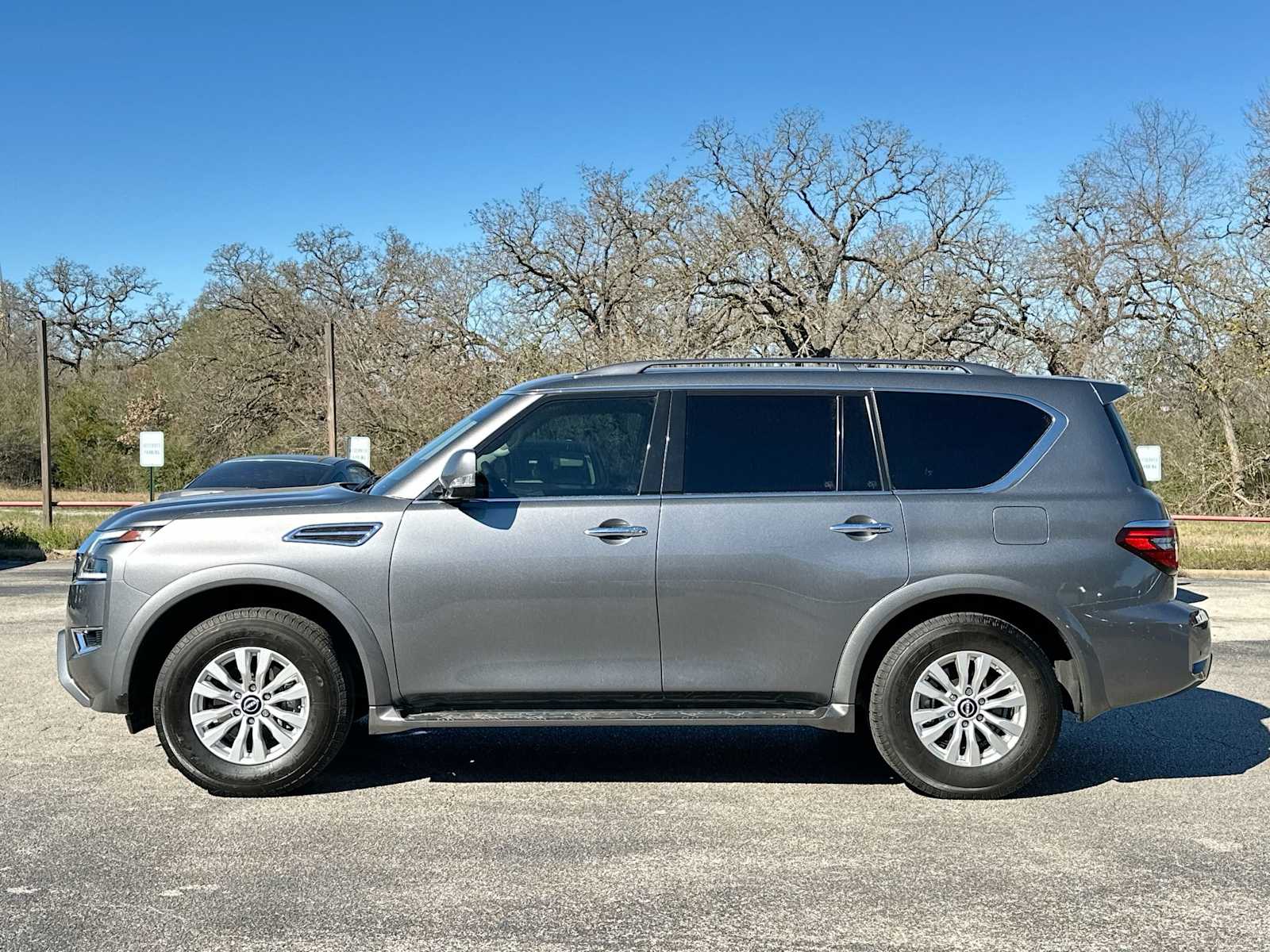 Thumbnail: 2023 Nissan Armada - 12