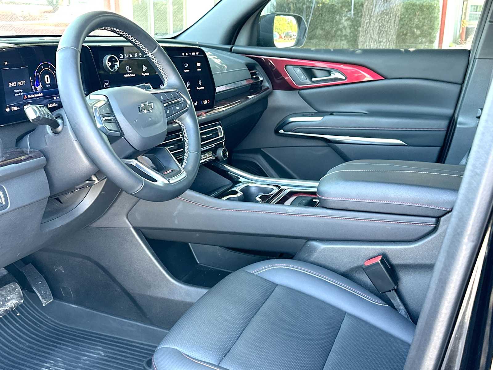 Thumbnail: 2025 Chevrolet Traverse - 18