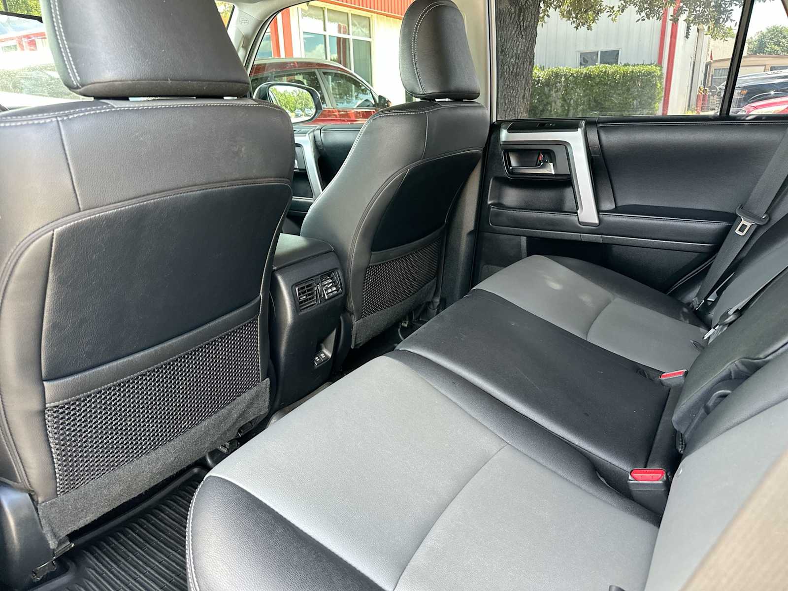 Thumbnail: 2021 Toyota 4Runner - 24