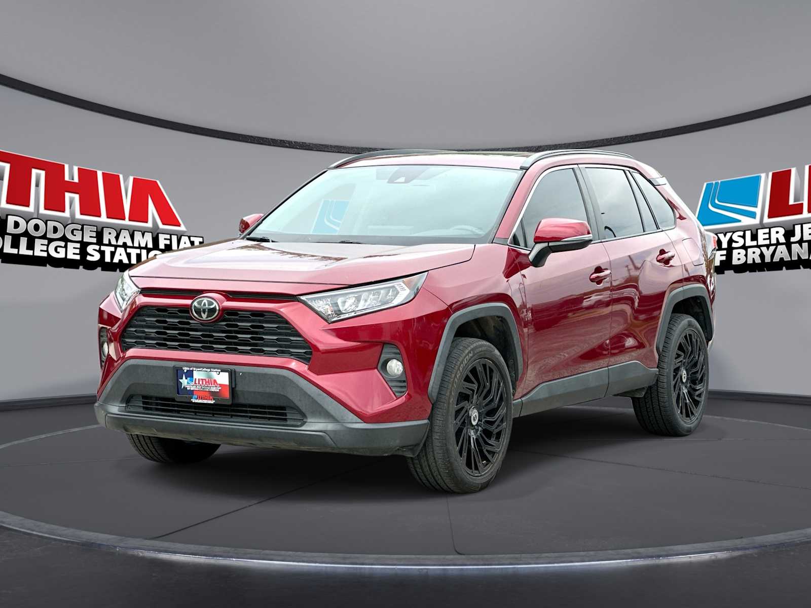 Thumbnail: 2020 Toyota RAV4 - 1