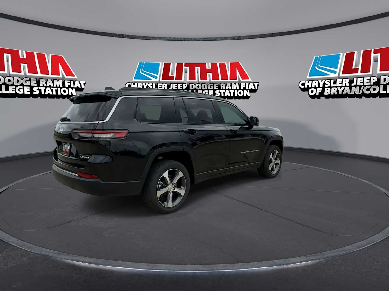 Thumbnail: 2026 Jeep Grand Cherokee - 8