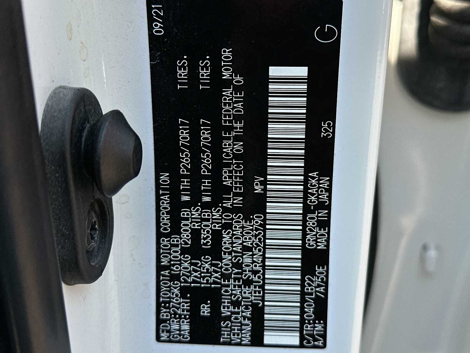 Thumbnail: 2022 Toyota 4Runner - 22