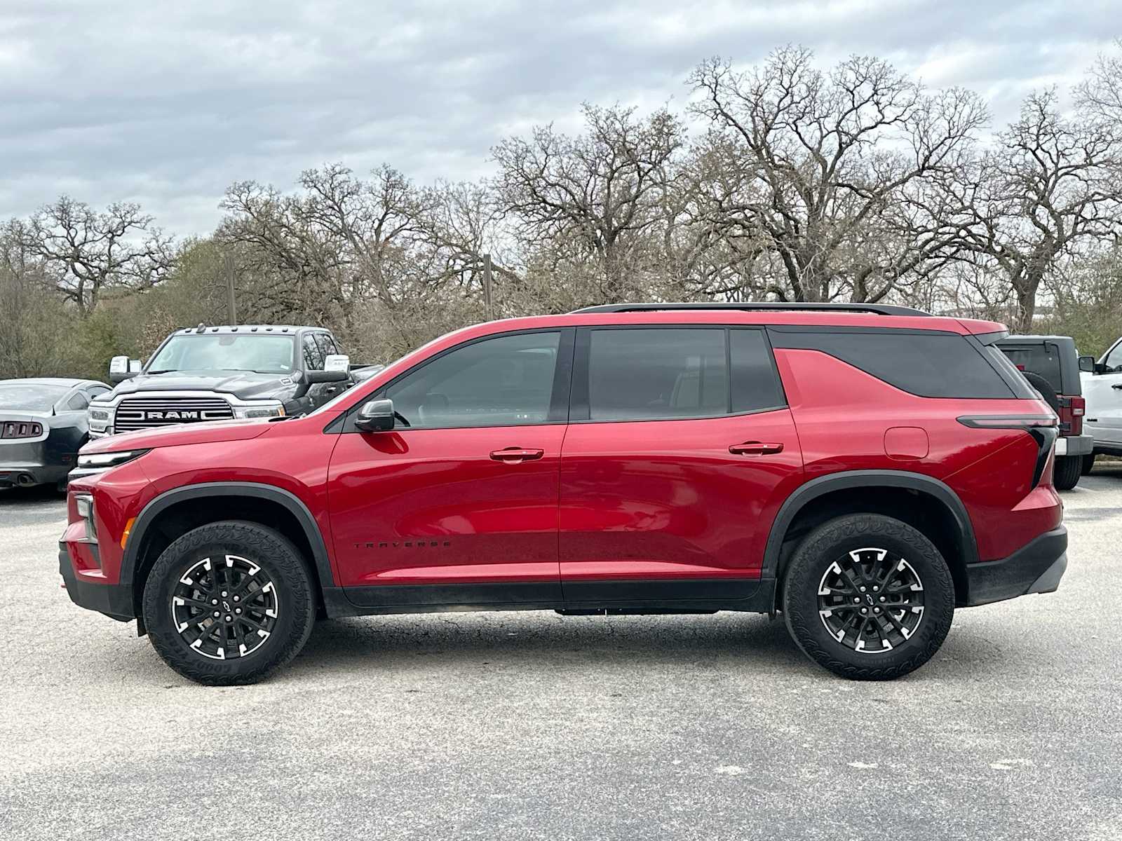 Thumbnail: 2024 Chevrolet Traverse - 12