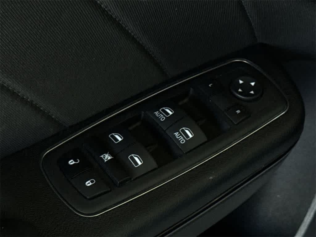 Thumbnail: 2023 Dodge Charger - 22