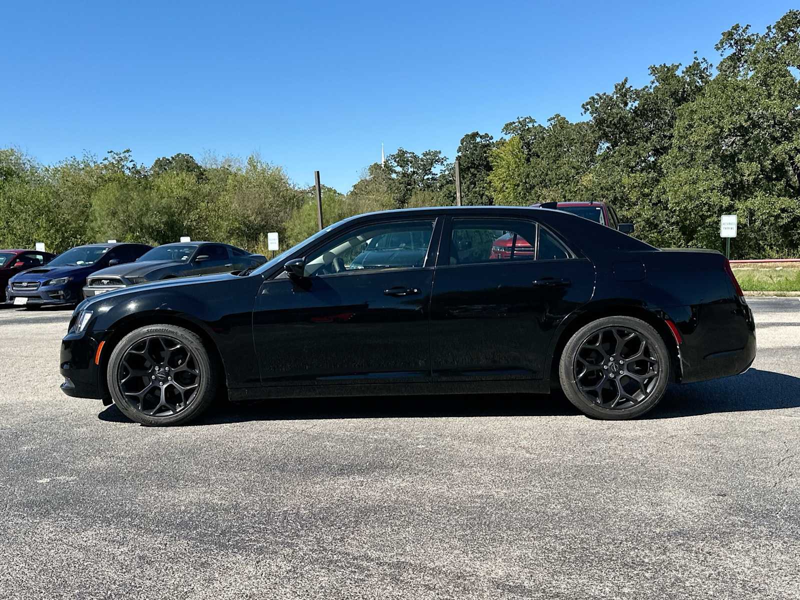 Thumbnail: 2019 Chrysler 300 - 12