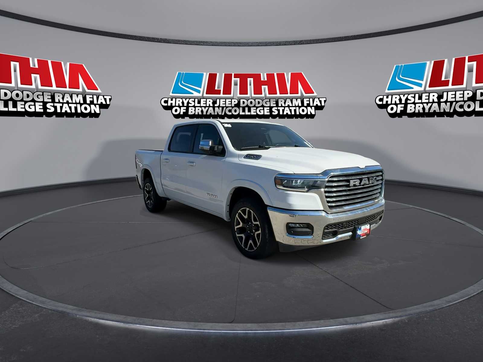 Thumbnail: 2025 RAM 1500 - 2