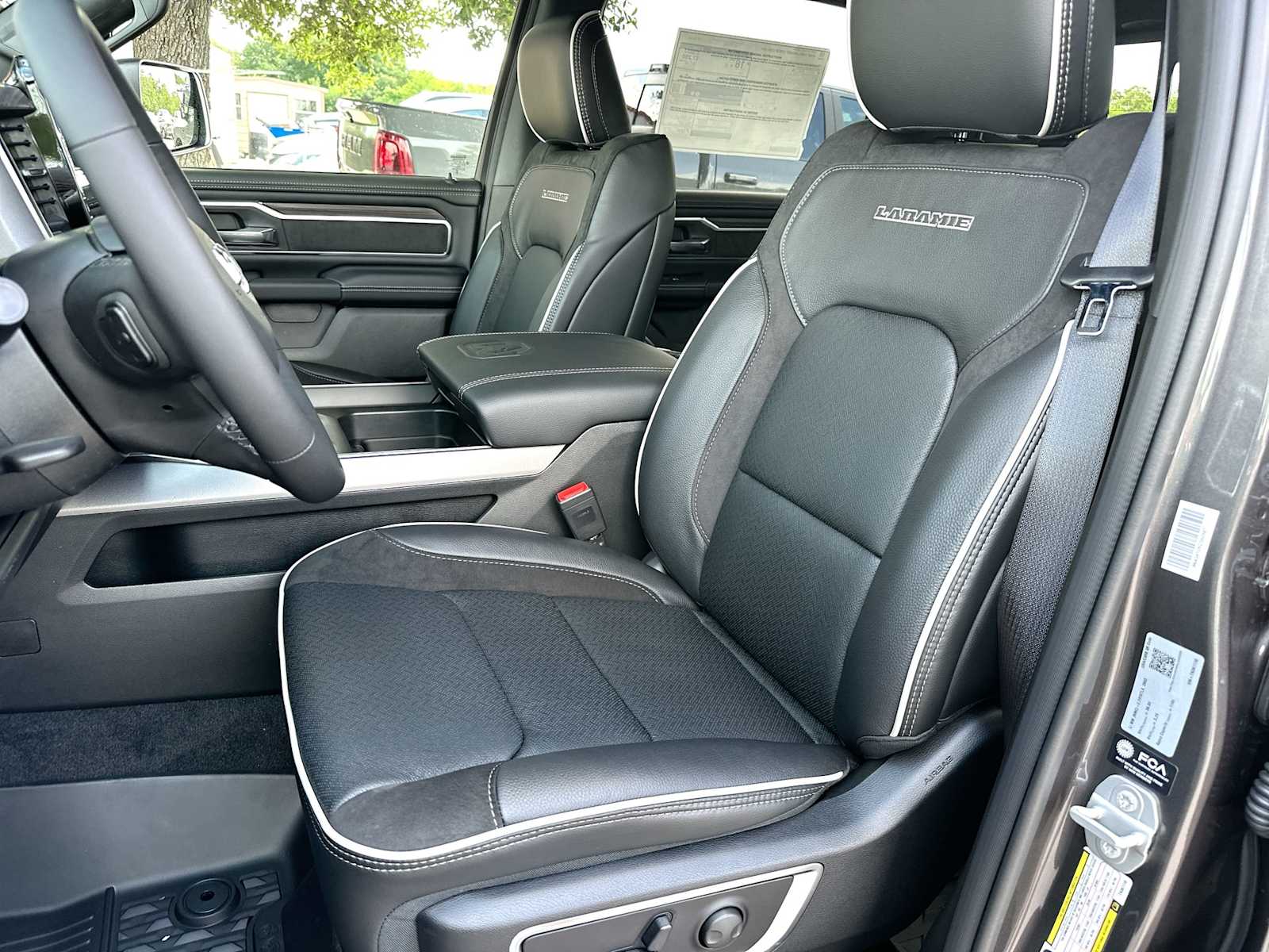 Thumbnail: 2026 RAM 1500 - 17