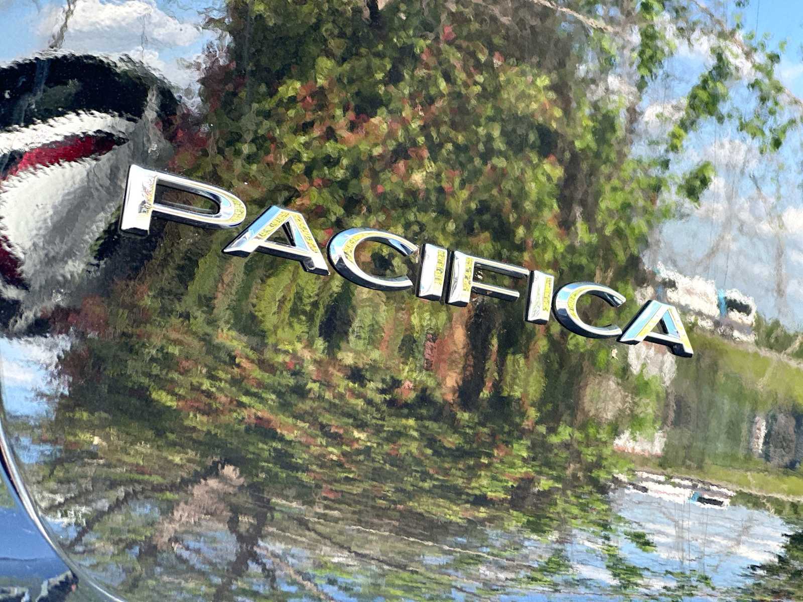Thumbnail: 2026 Chrysler Pacifica - 15