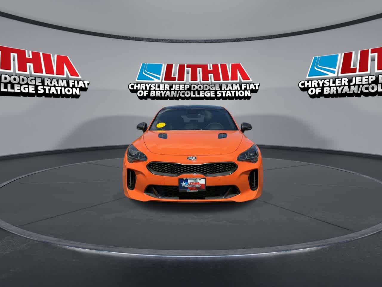 Thumbnail: 2019 Kia Stinger - 3