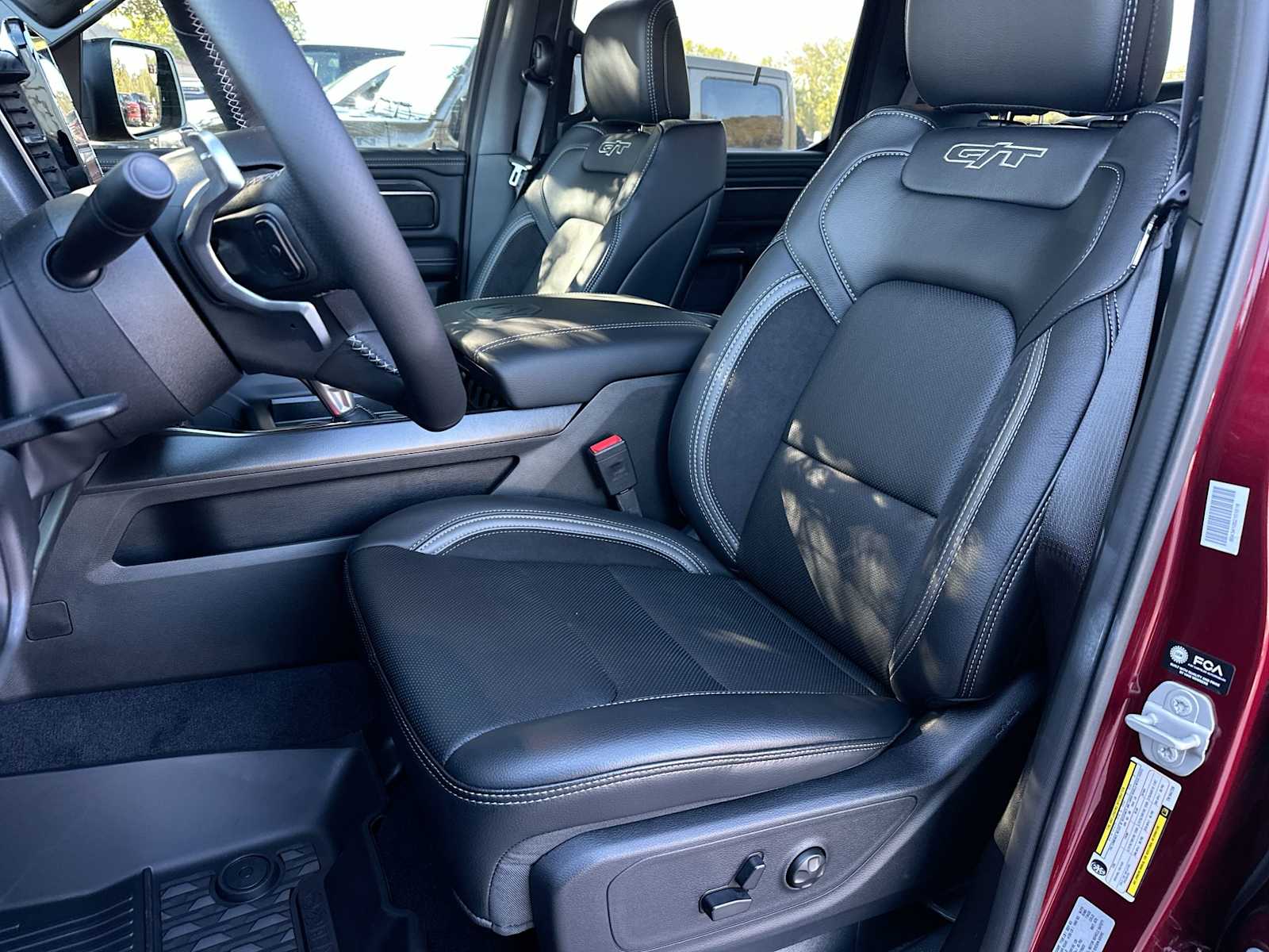 Thumbnail: 2026 RAM 1500 - 17