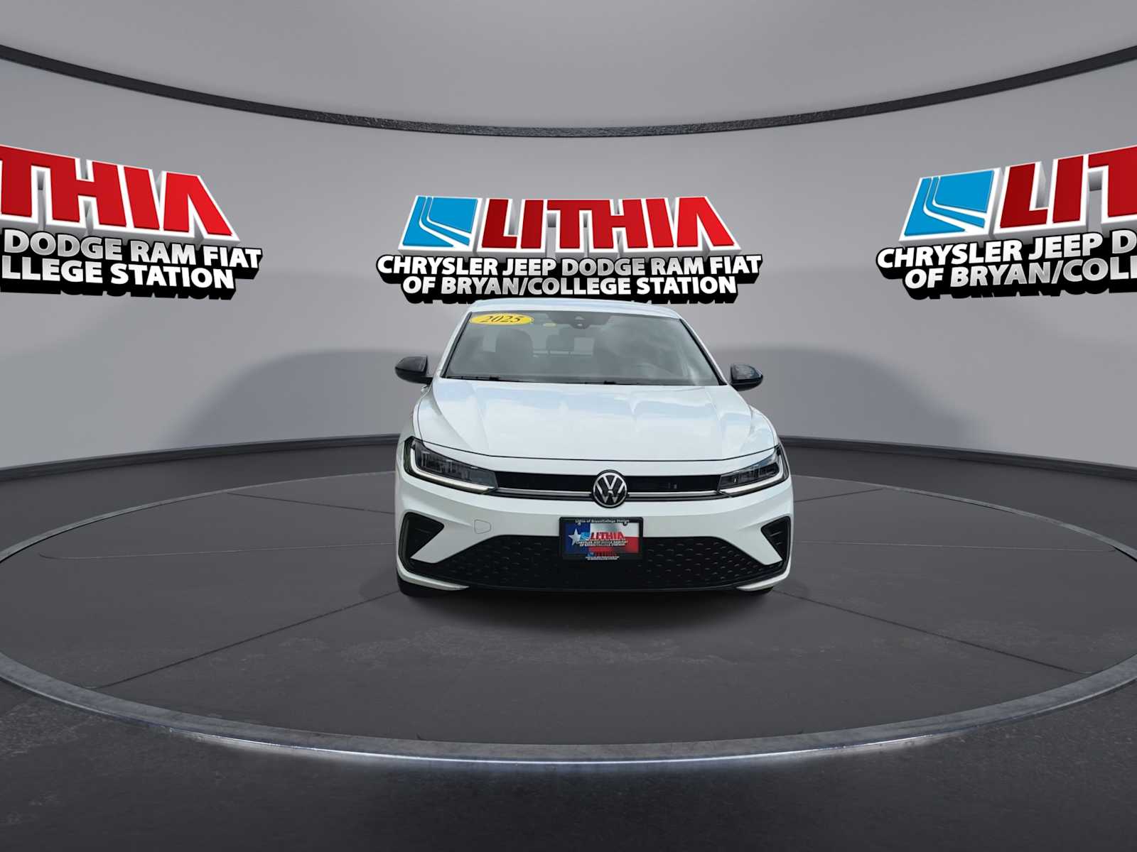 Thumbnail: 2025 Volkswagen Jetta - 3