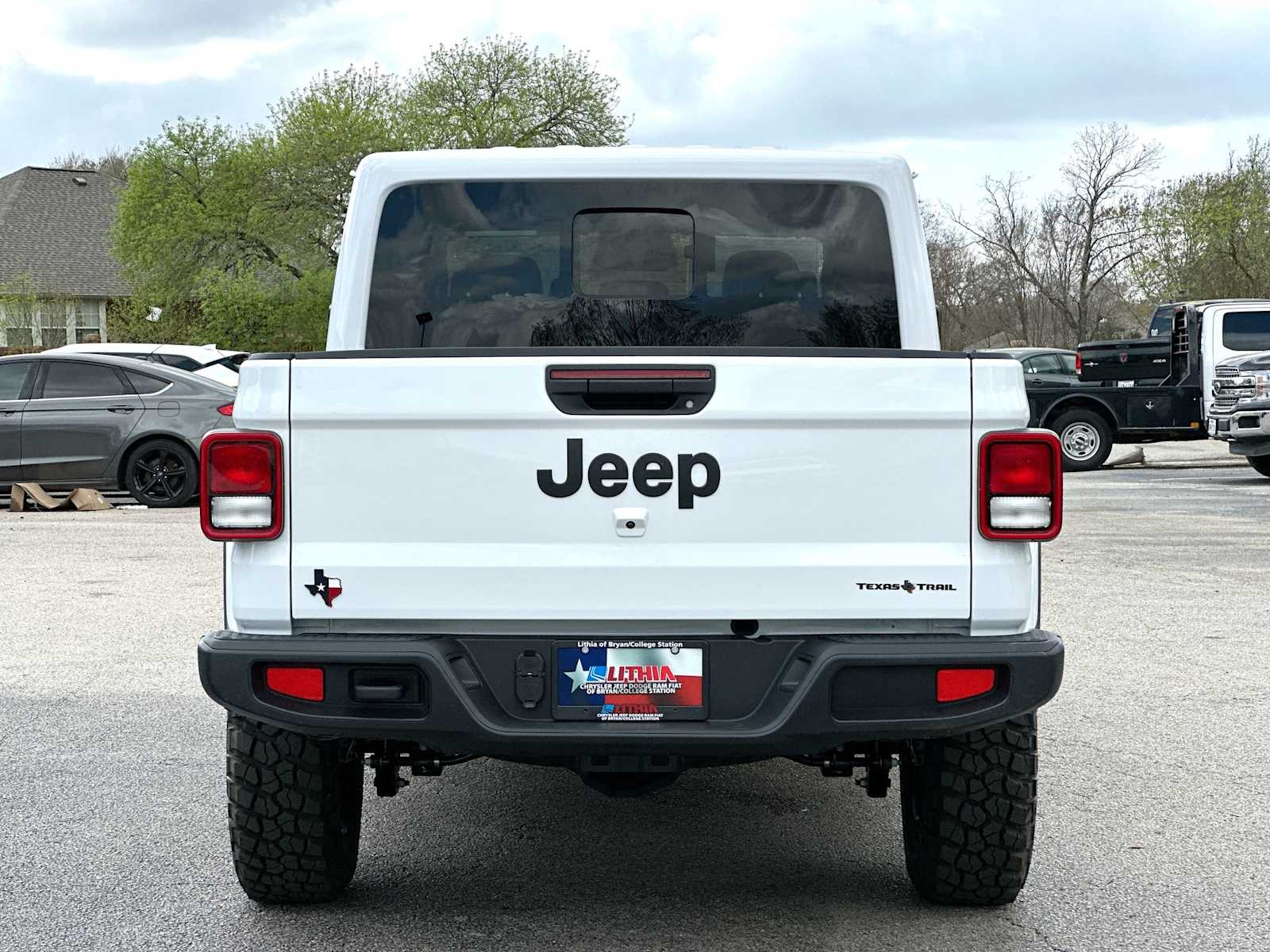 Thumbnail: 2026 Jeep Gladiator - 14