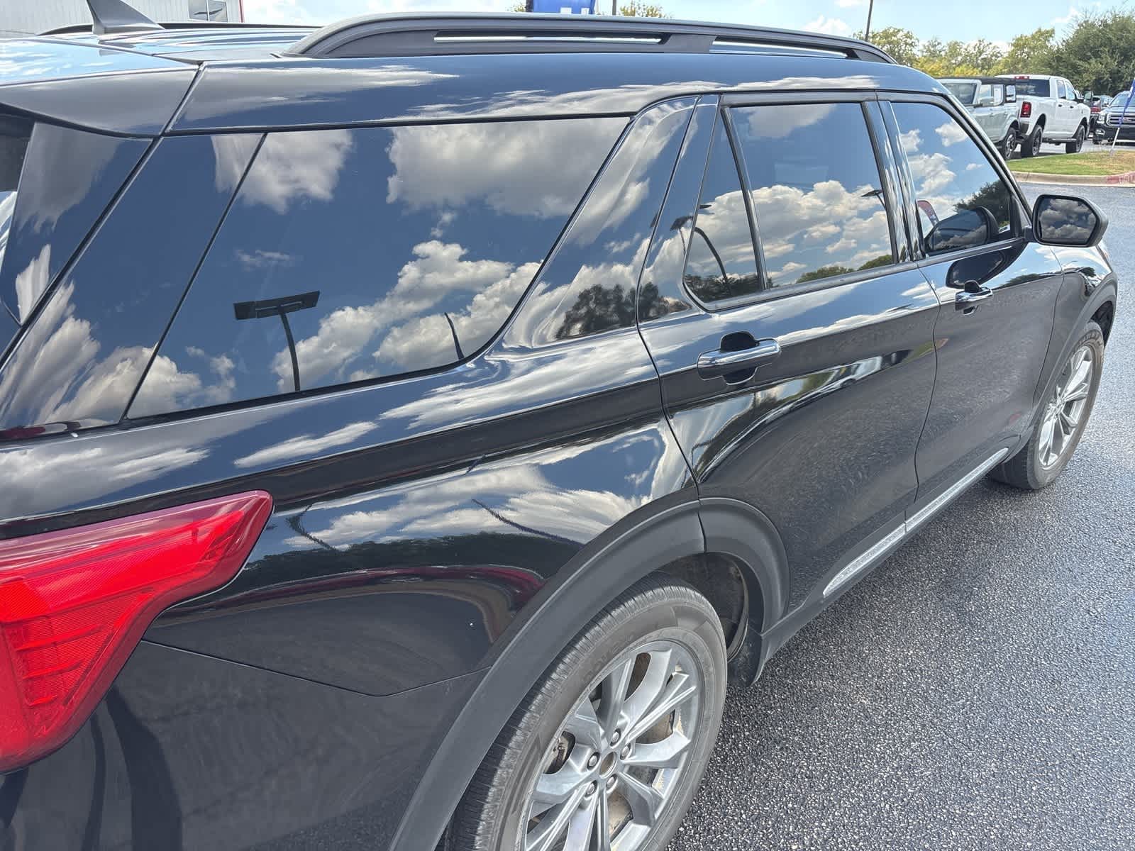 Thumbnail: 2022 Ford Explorer - 2