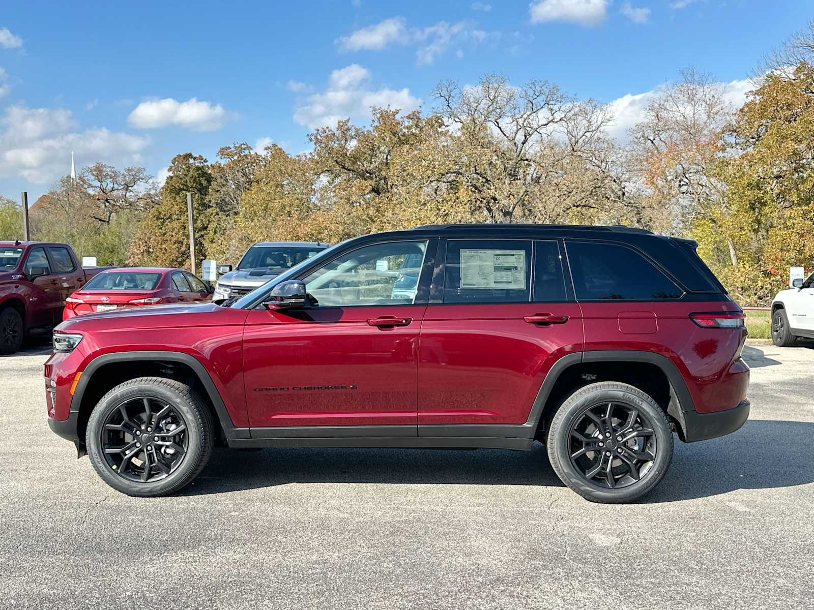 Thumbnail: 2025 Jeep Grand Cherokee - 12