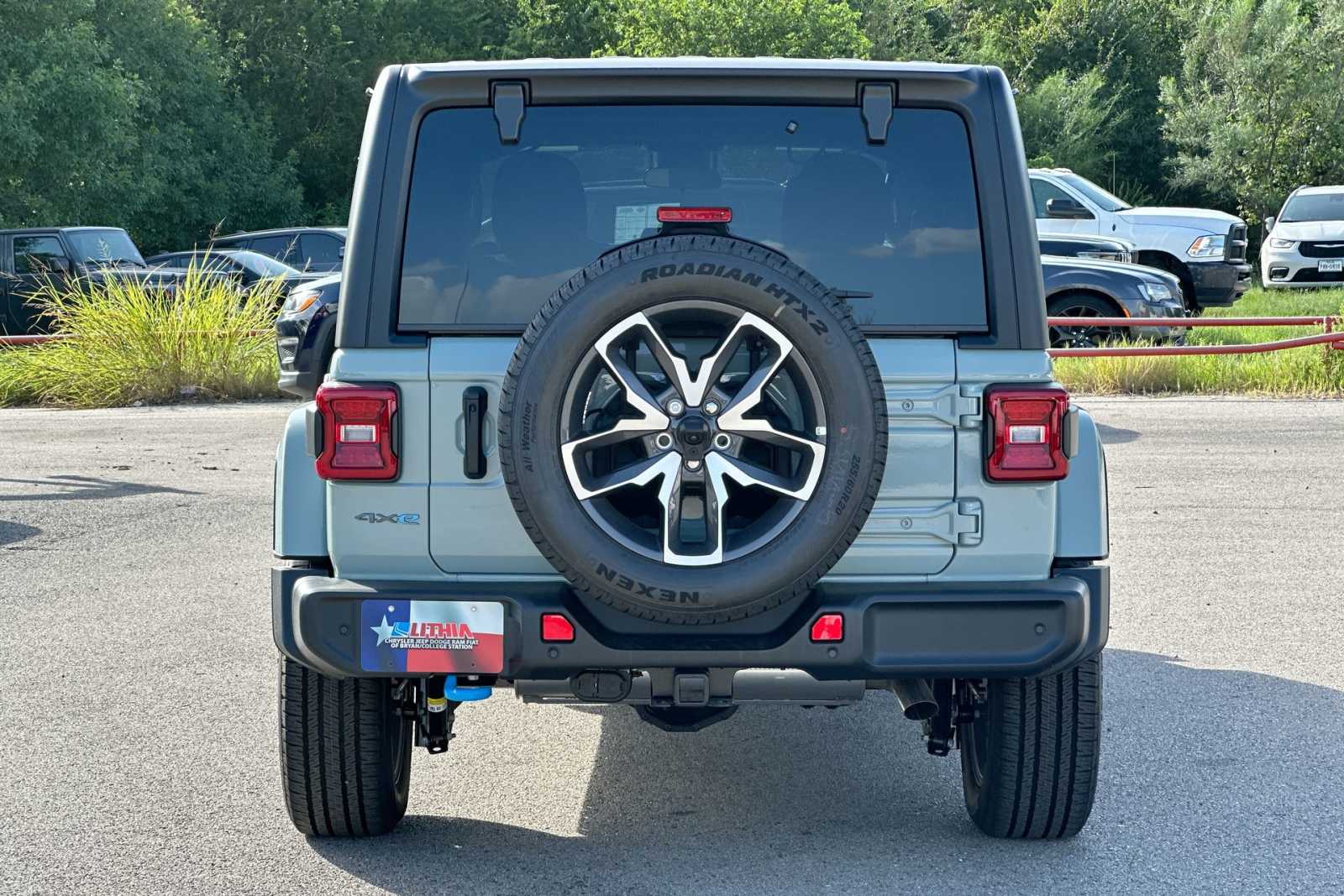 Thumbnail: 2024 Jeep Wrangler - 14