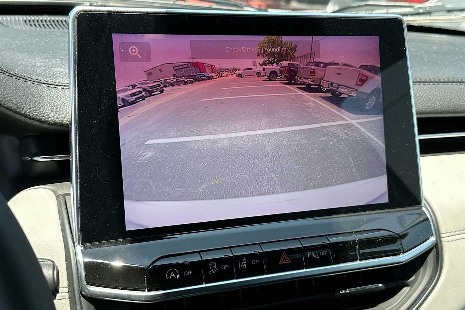 Thumbnail: 2023 Jeep Compass - 20