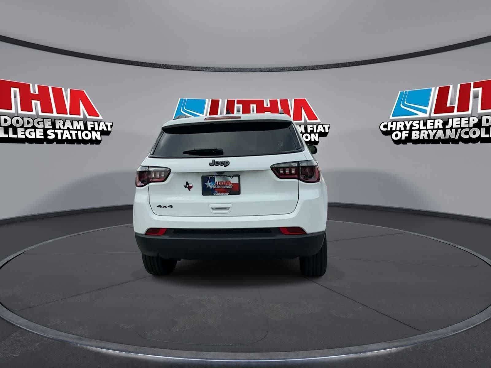 Thumbnail: 2026 Jeep Compass - 7