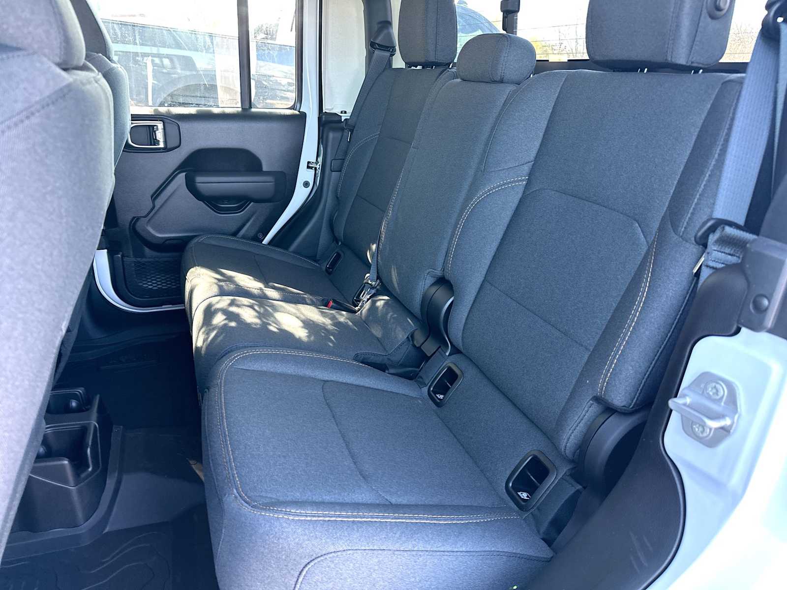 Thumbnail: 2026 Jeep Gladiator - 23