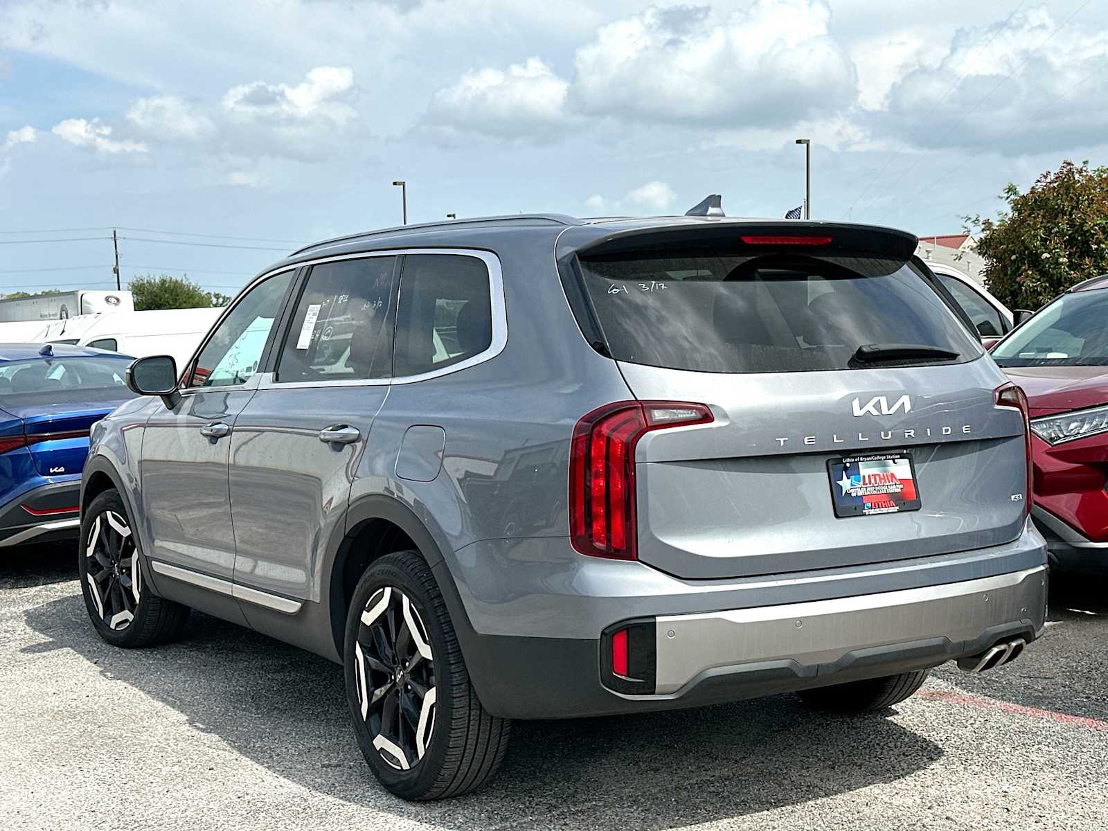 Thumbnail: 2025 Kia Telluride - 4