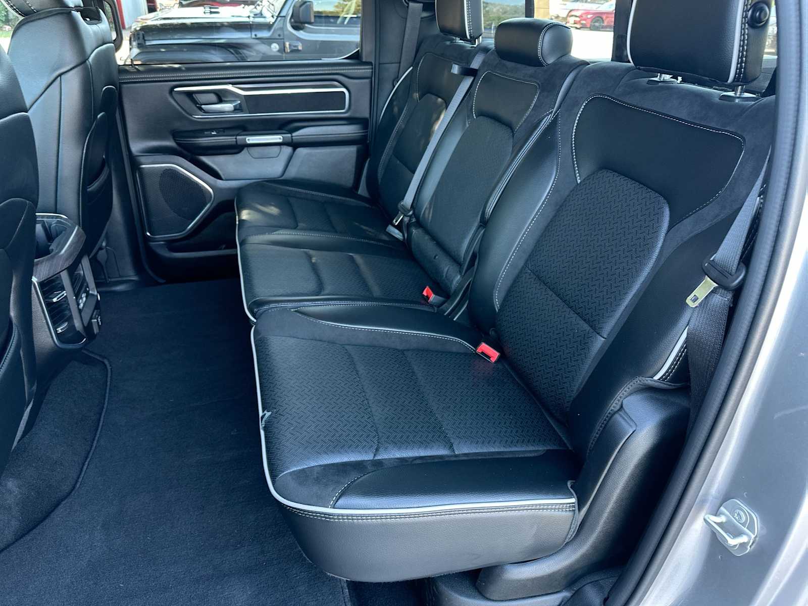 Thumbnail: 2025 RAM 1500 - 23