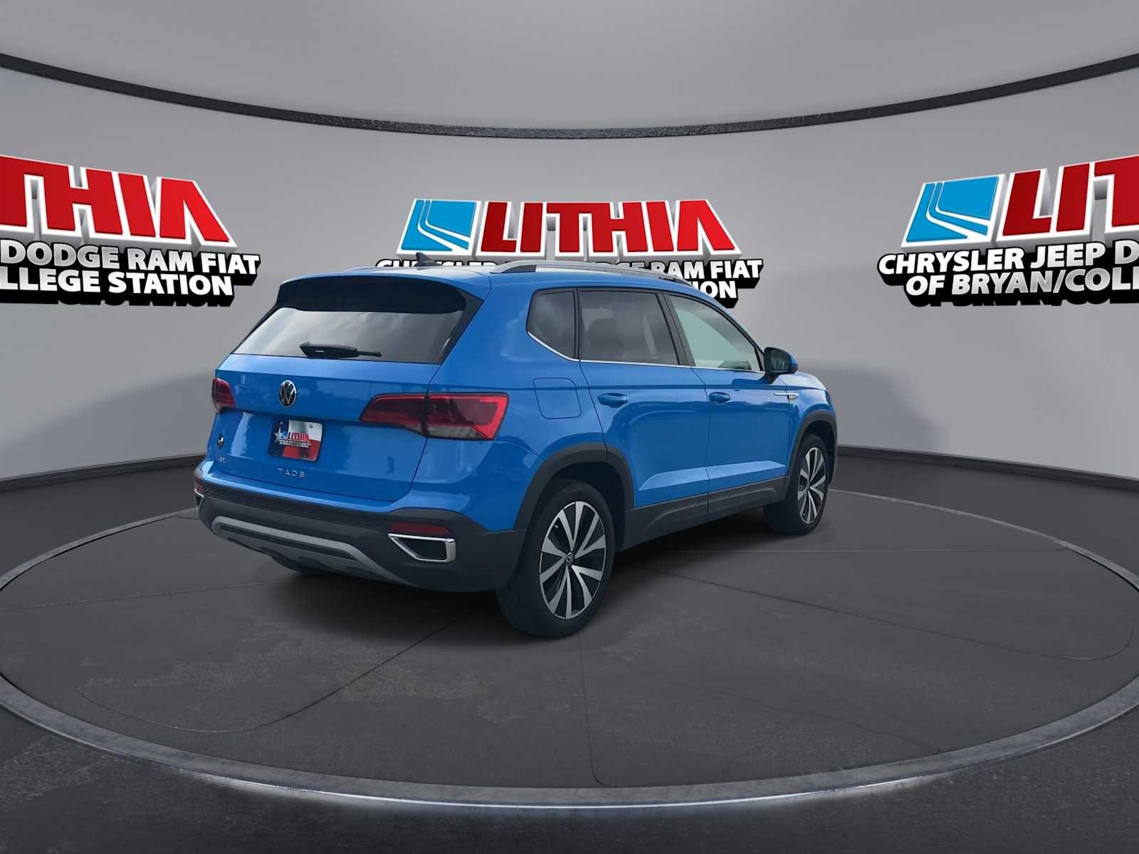 Thumbnail: 2023 Volkswagen Taos - 8