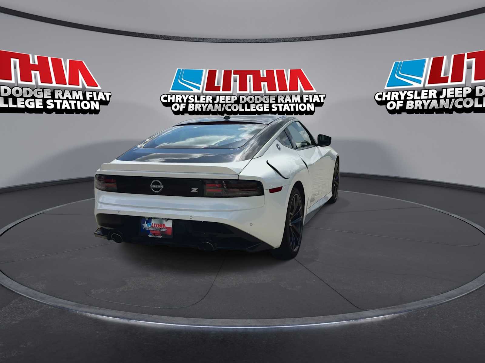 Thumbnail: 2024 Nissan Z - 7