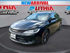 Bargain Used 2015 Chrysler 200 S Sedan Bryan, TX