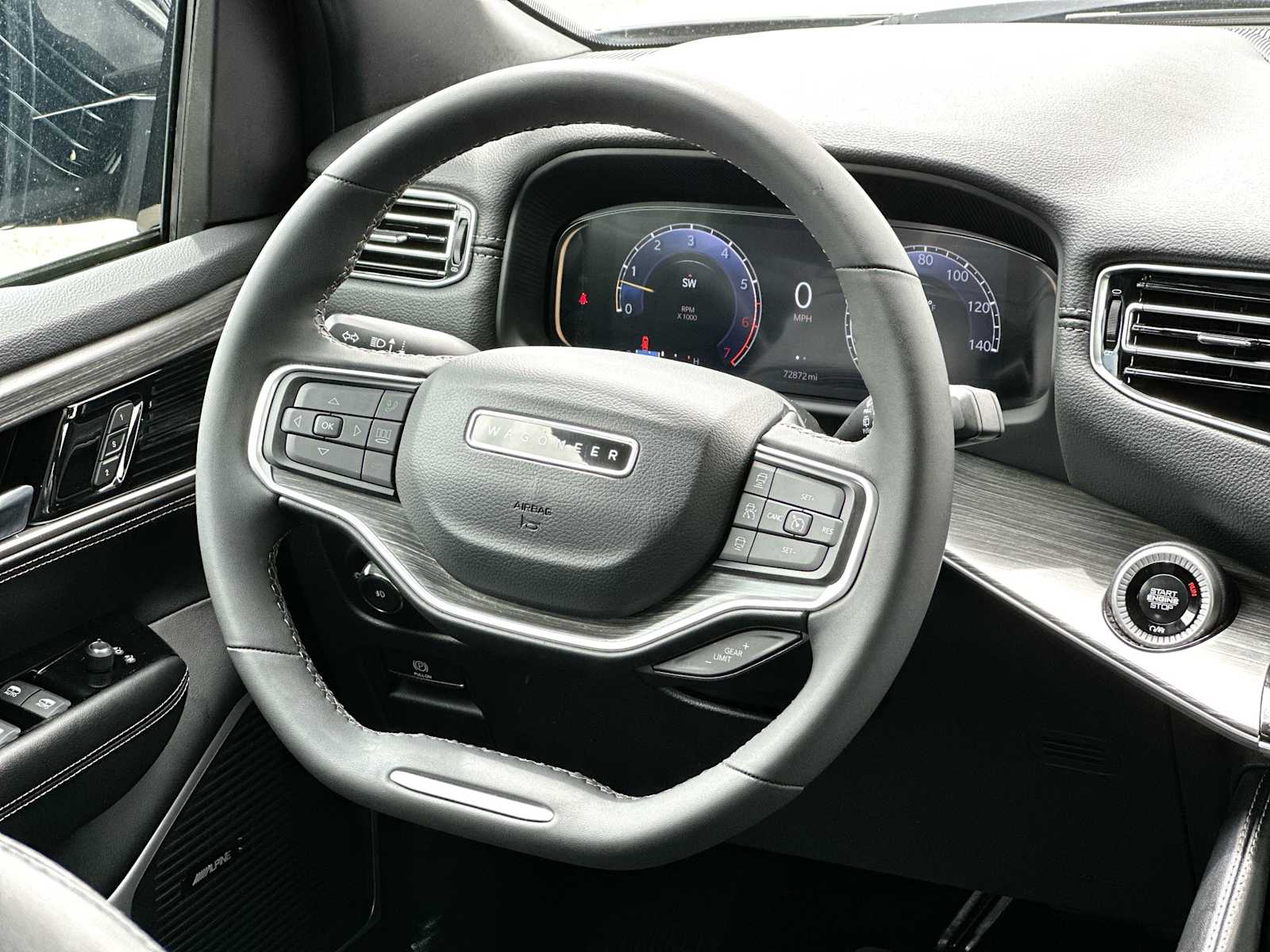 Thumbnail: 2024 Jeep Wagoneer - 27