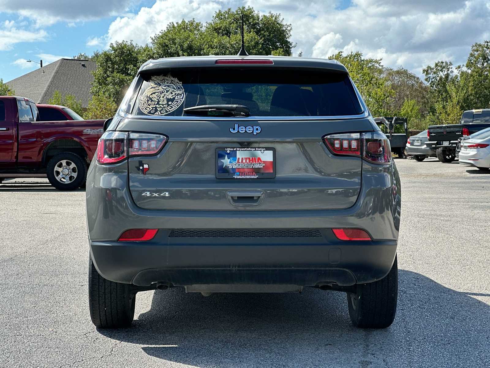 Thumbnail: 2023 Jeep Compass - 14