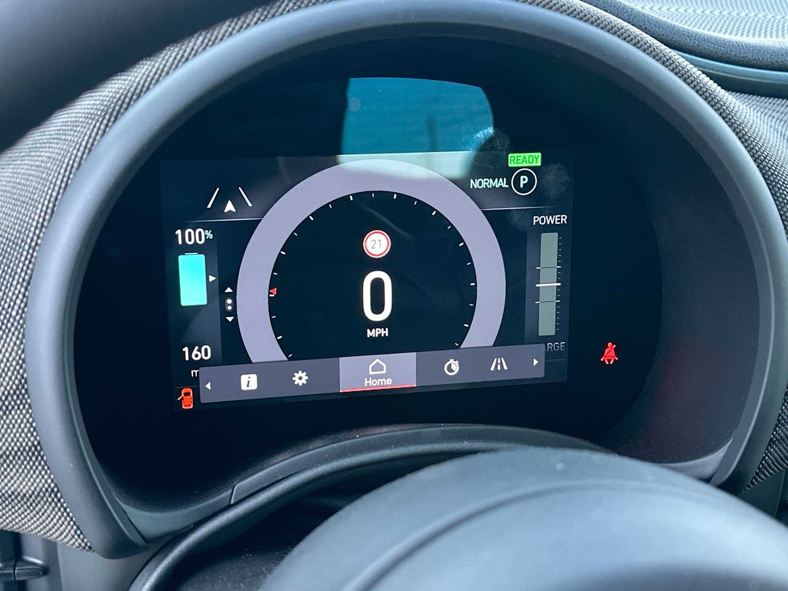 Thumbnail: 2025 Fiat 500e - 19