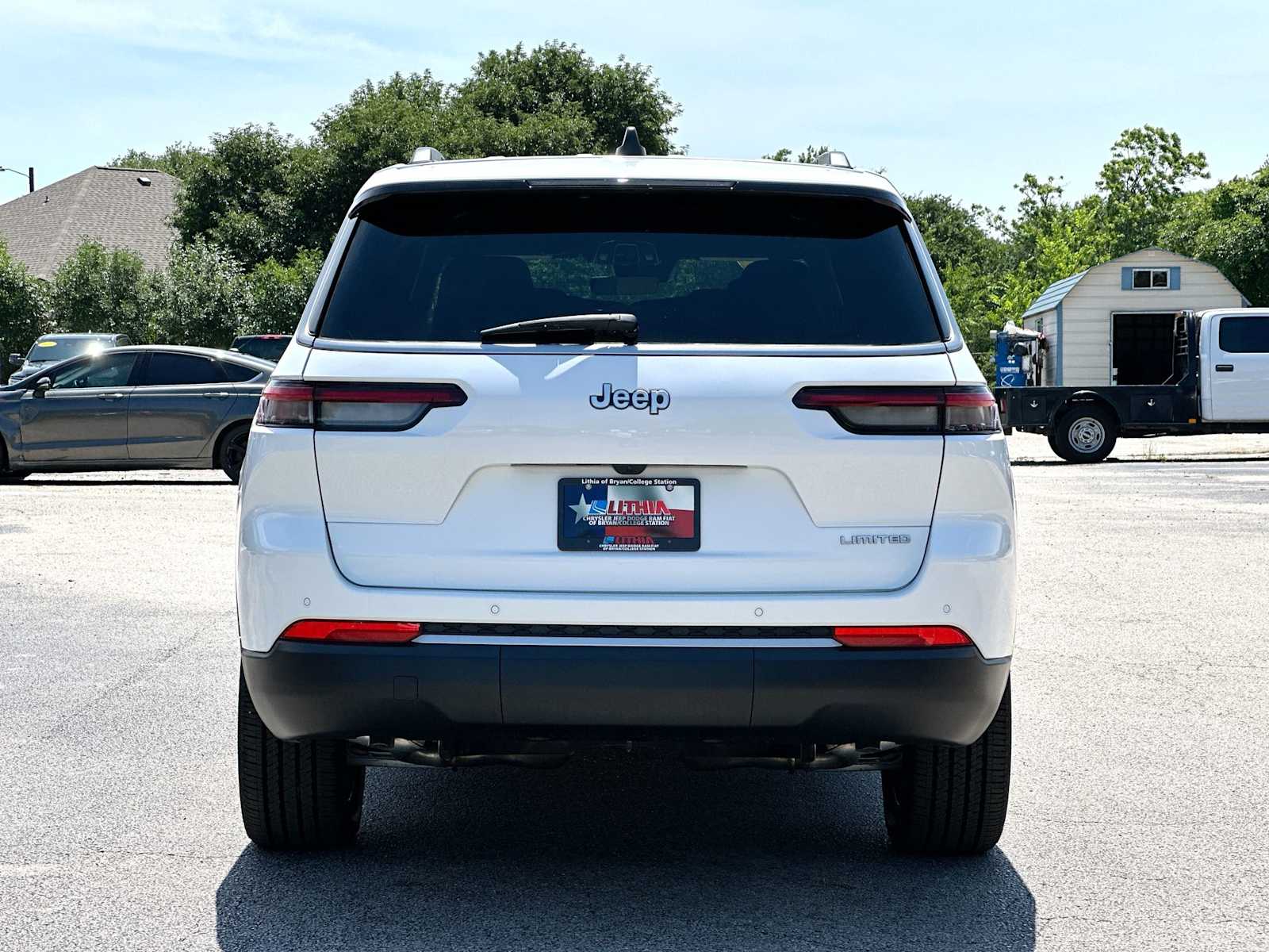 Thumbnail: 2026 Jeep Grand Cherokee - 14