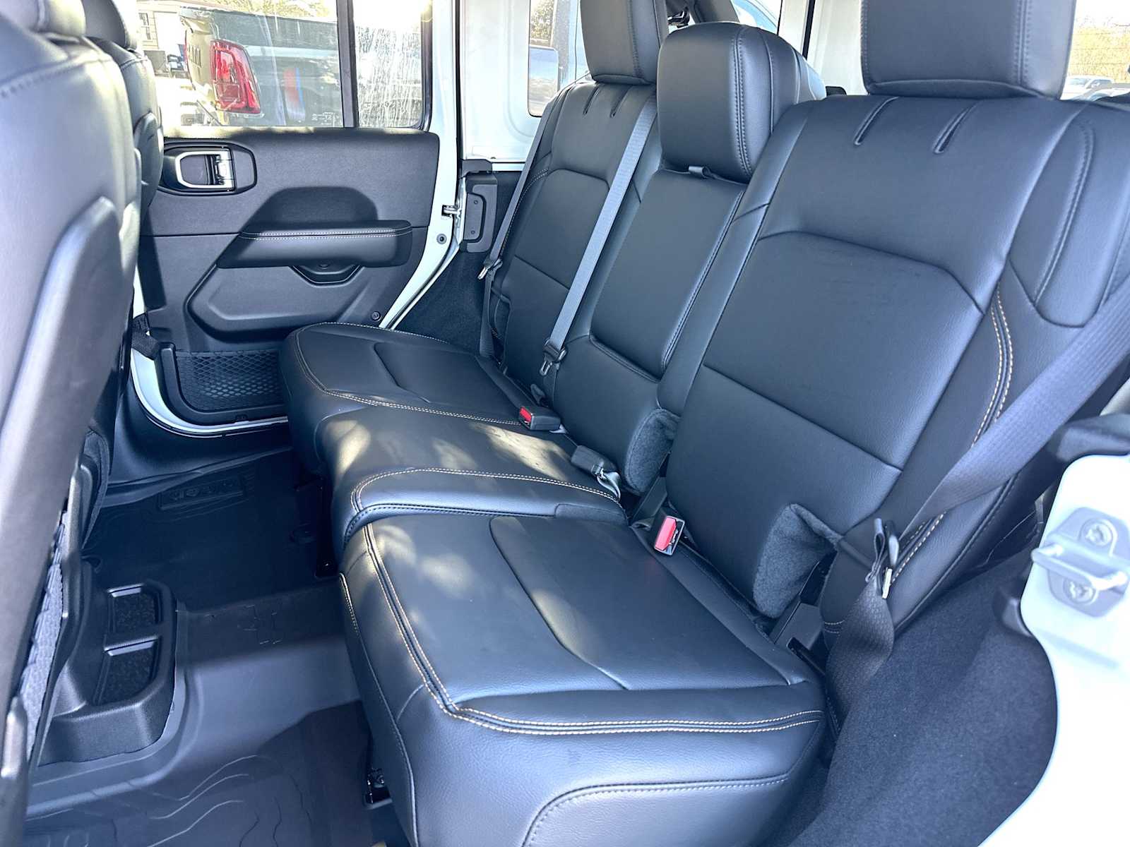 Thumbnail: 2026 Jeep Wrangler - 23