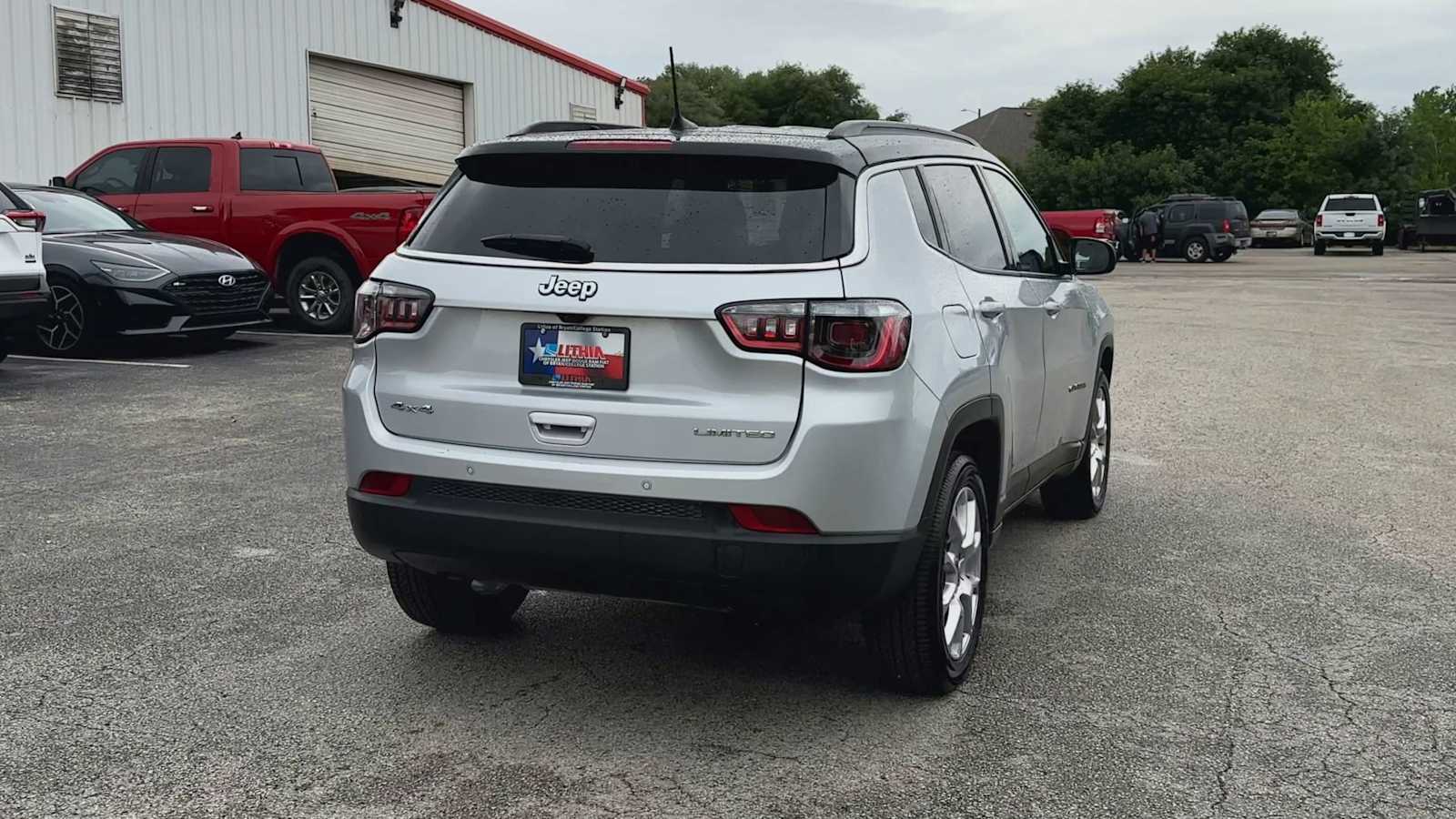 Thumbnail: 2025 Jeep Compass - 7