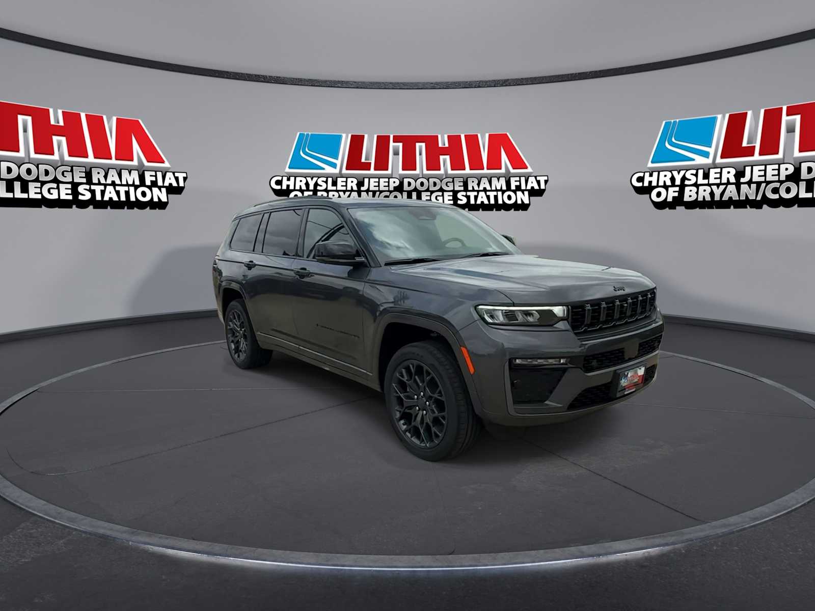Thumbnail: 2026 Jeep Grand Cherokee - 2