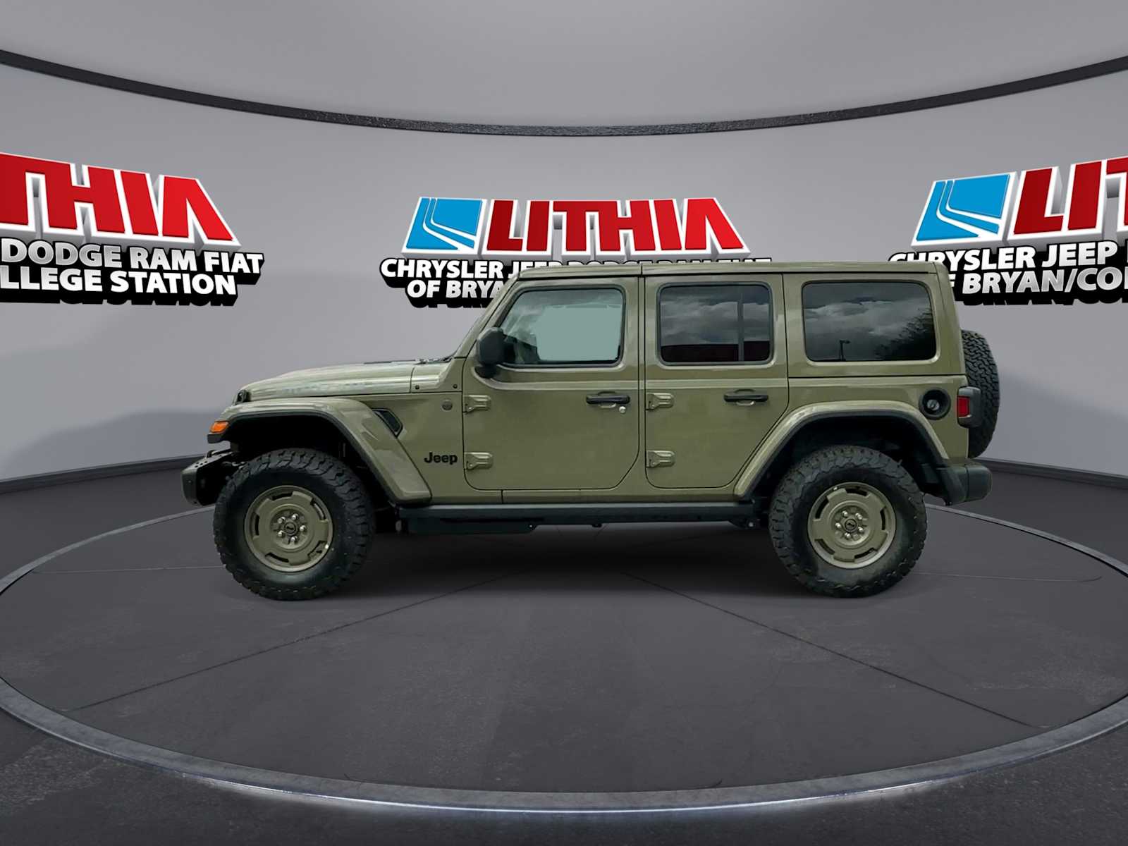 Thumbnail: 2026 Jeep Wrangler - 5