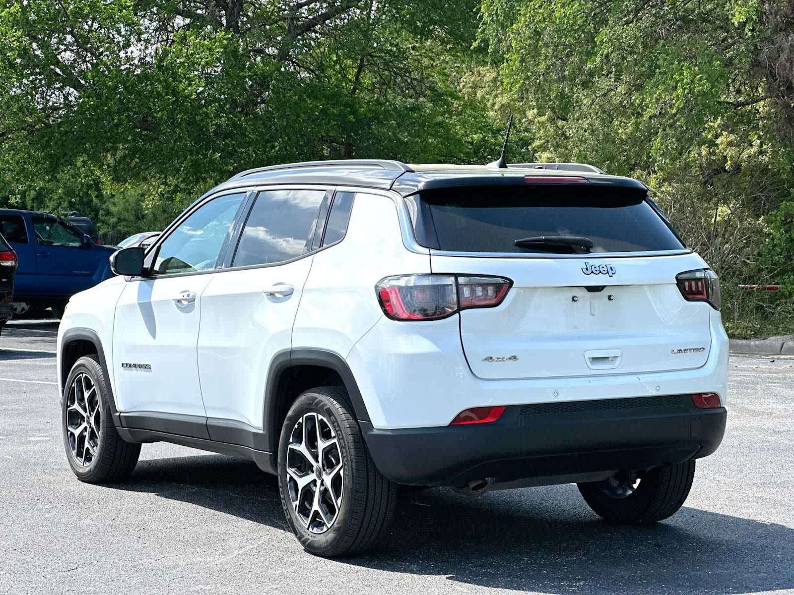 Thumbnail: 2025 Jeep Compass - 13