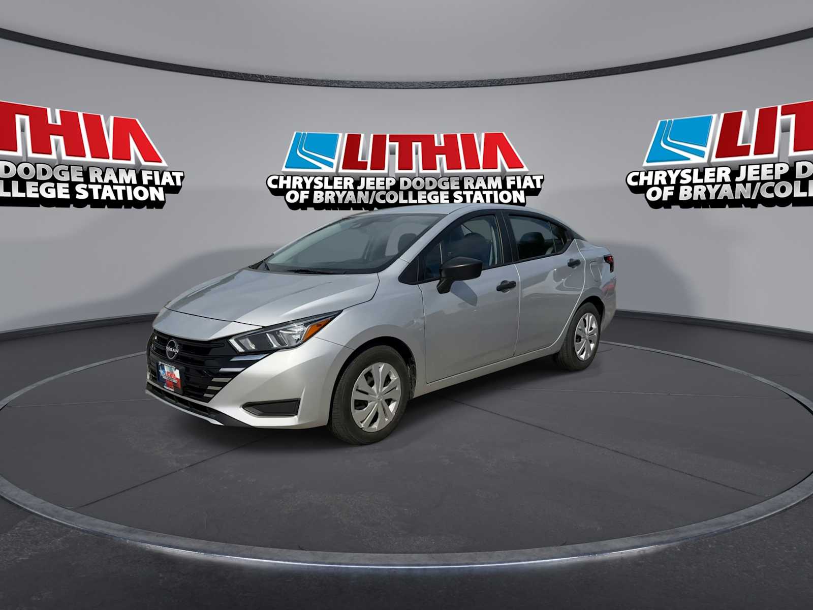 2024 Nissan Versa 1.6 S photo 4