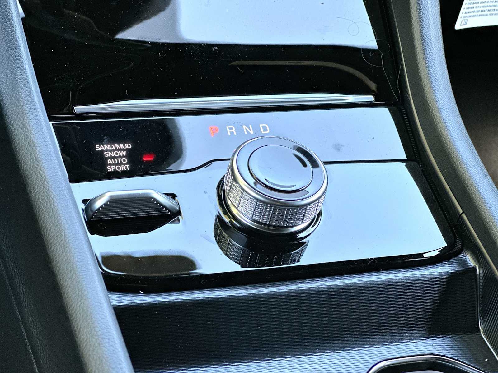 Thumbnail: 2026 Jeep Grand Cherokee - 21