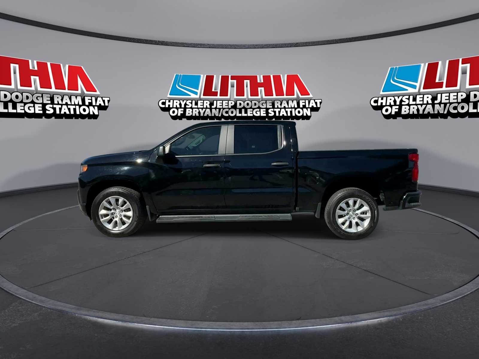 Thumbnail: 2021 Chevrolet Silverado 1500 - 5