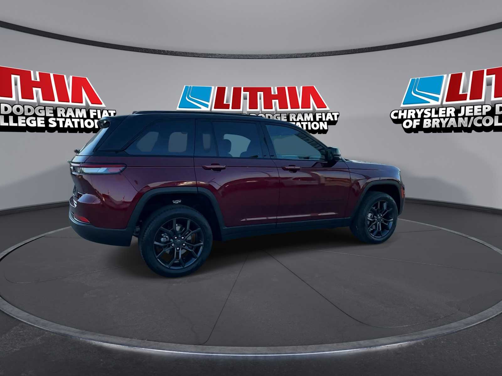 Thumbnail: 2025 Jeep Grand Cherokee - 8