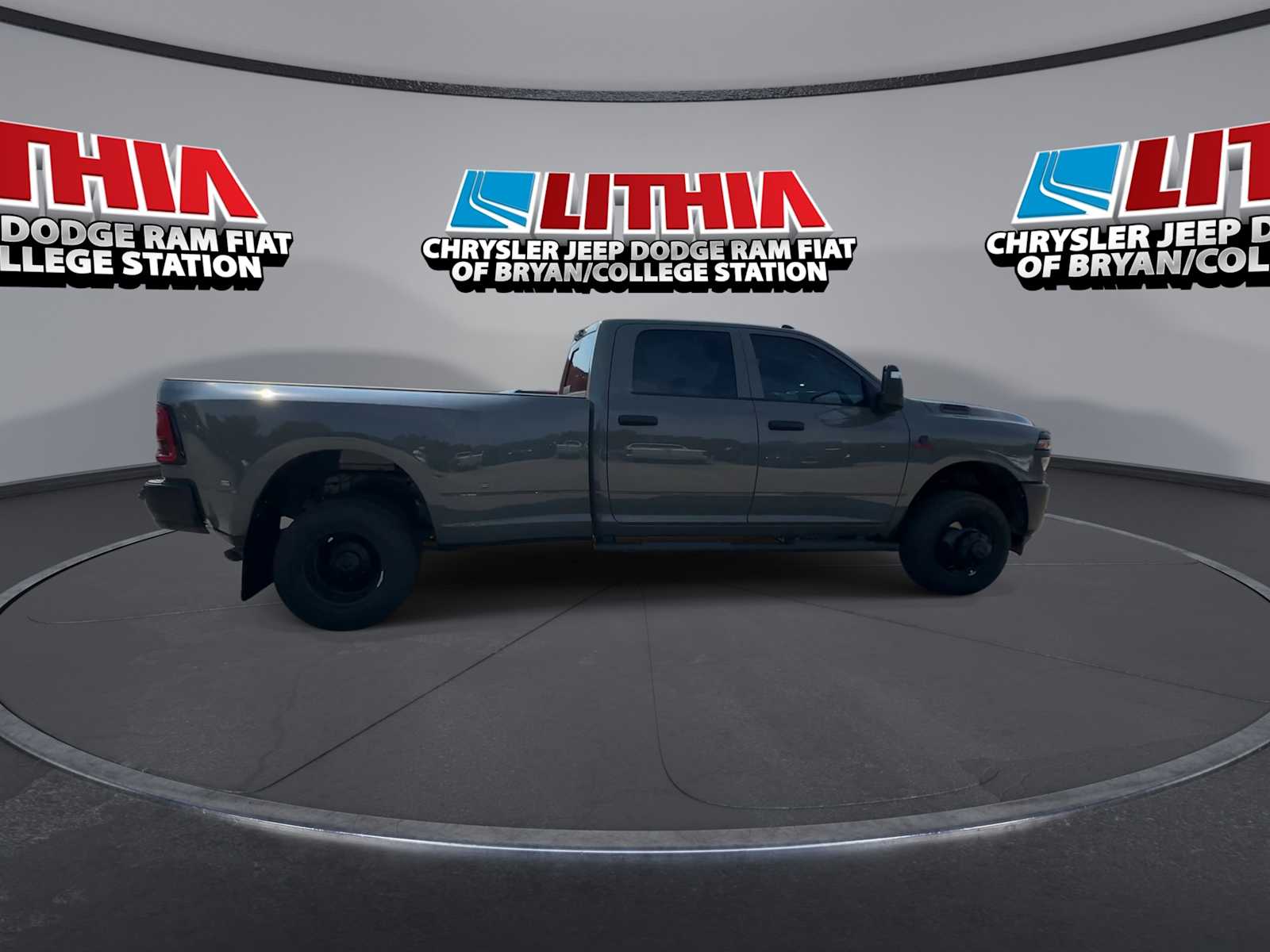 New 2027 Ram 3500 TRADESMAN CREW CAB 4X4 Pickup
