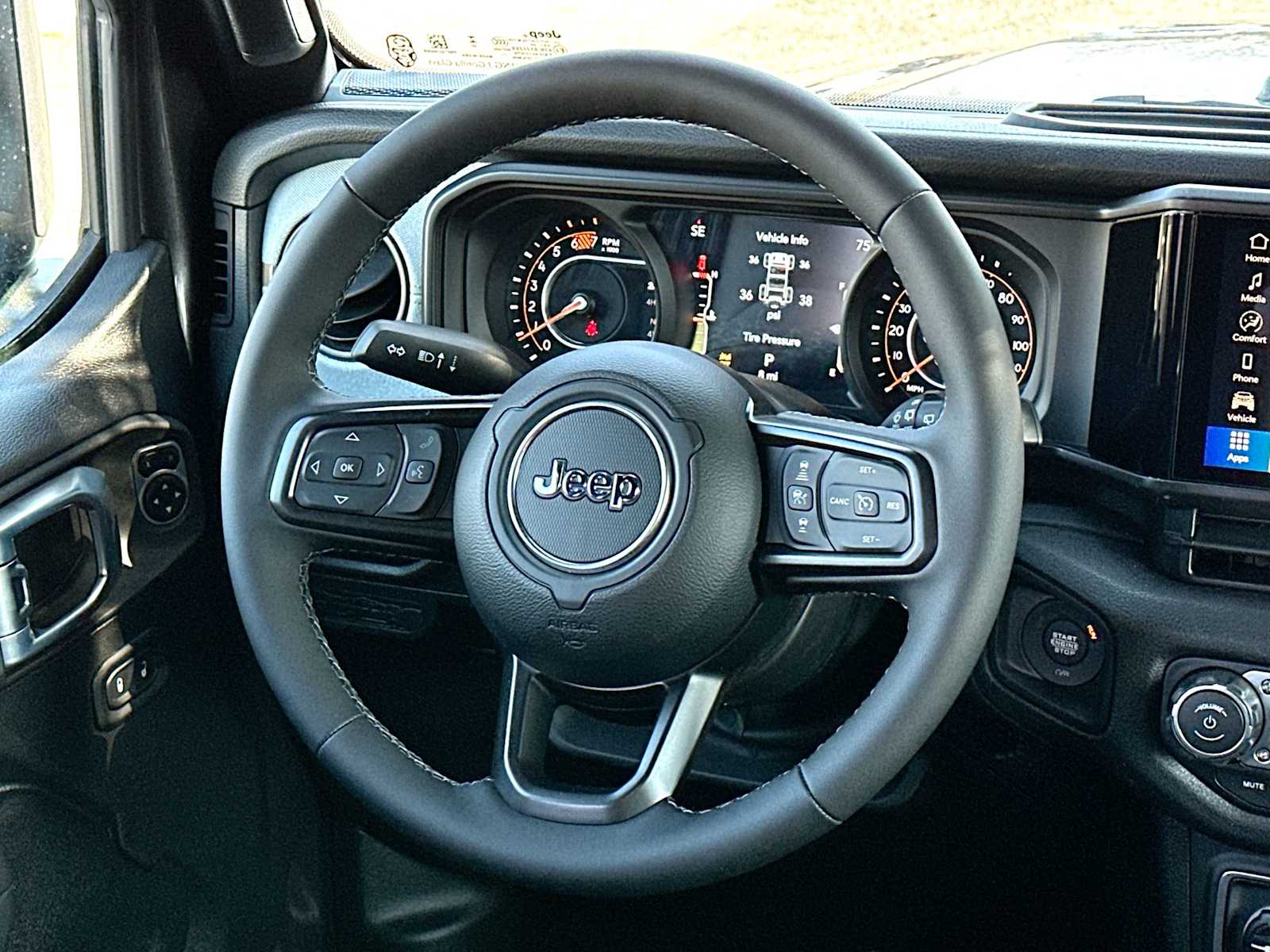 Thumbnail: 2026 Jeep Wrangler - 27