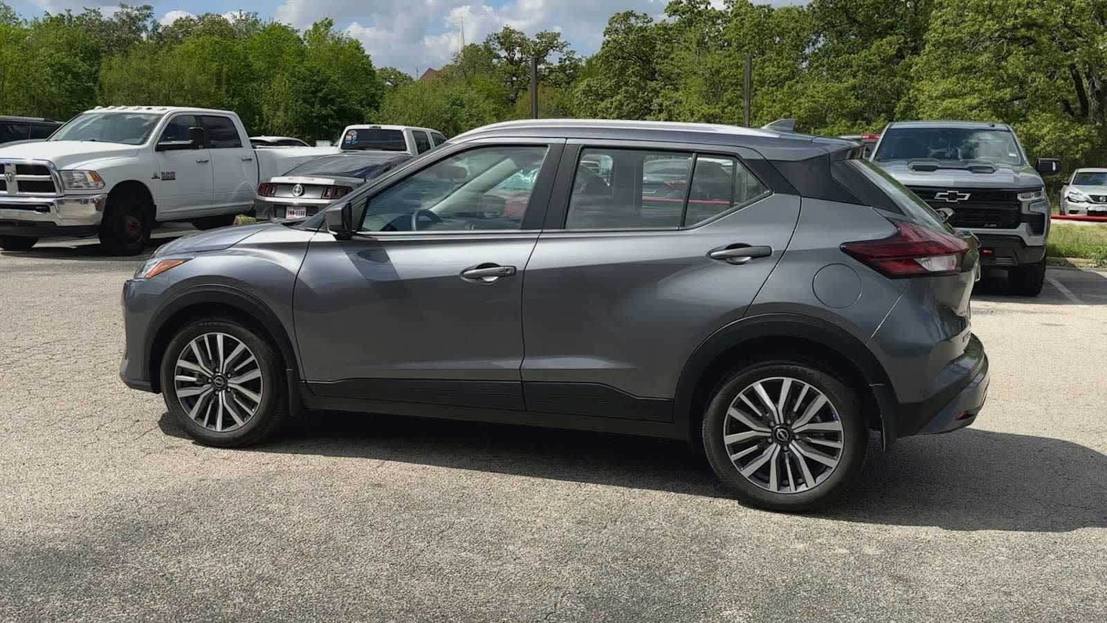 Thumbnail: 2024 Nissan Kicks - 5