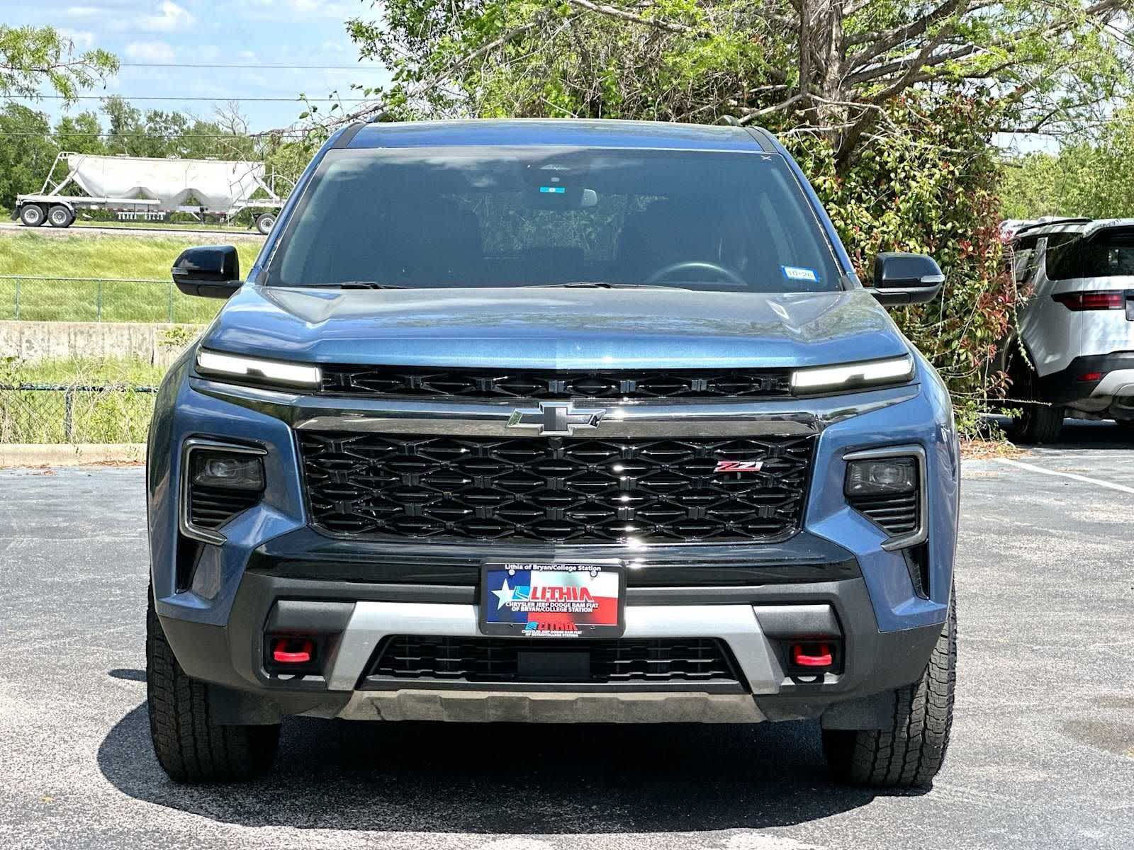 Thumbnail: 2025 Chevrolet Traverse - 10