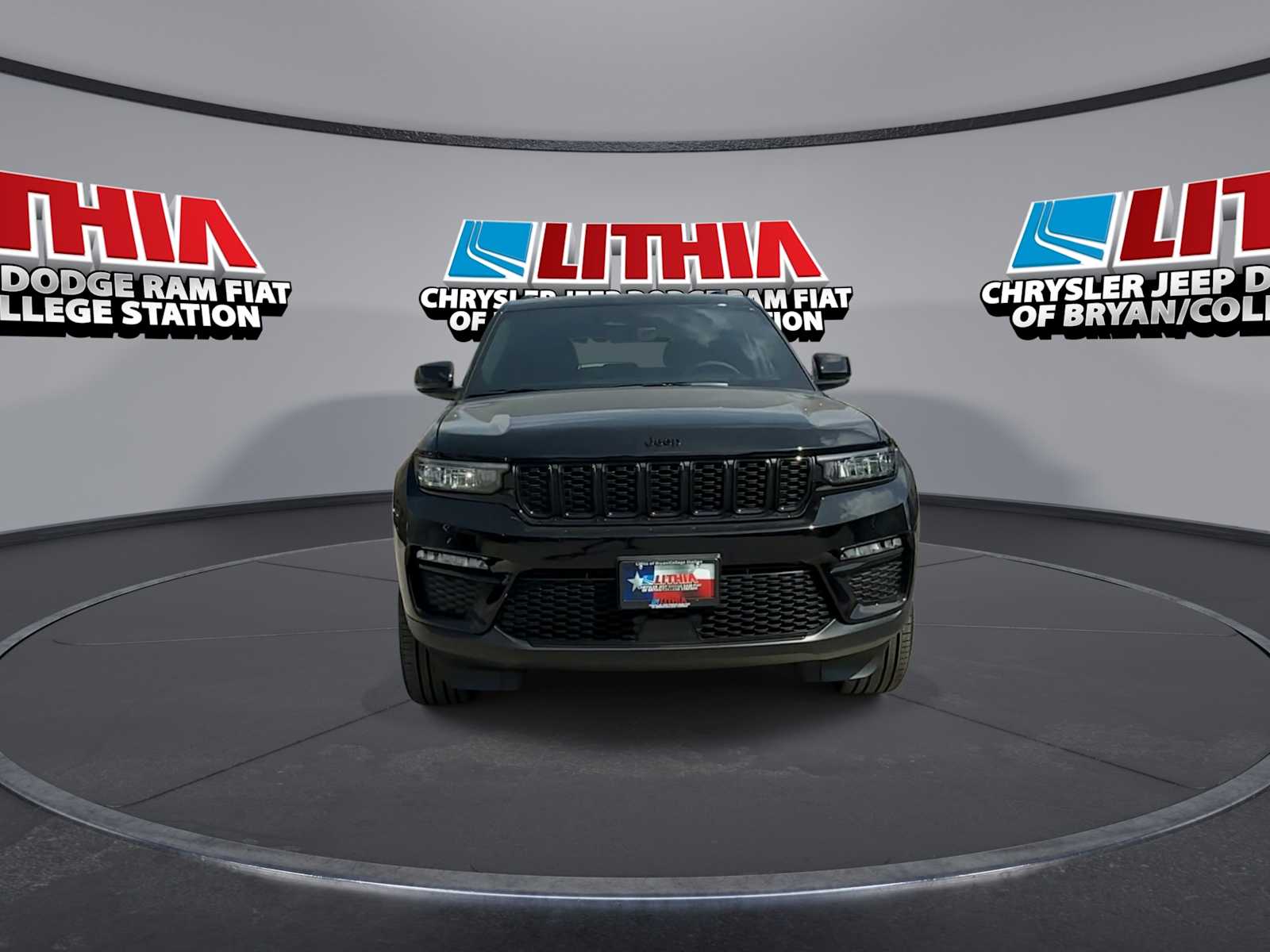 Thumbnail: 2025 Jeep Grand Cherokee - 3