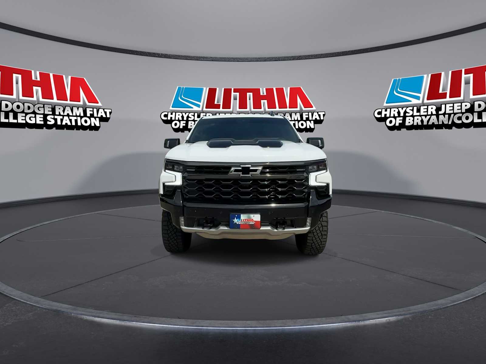 Thumbnail: 2025 Chevrolet Silverado 1500 - 3