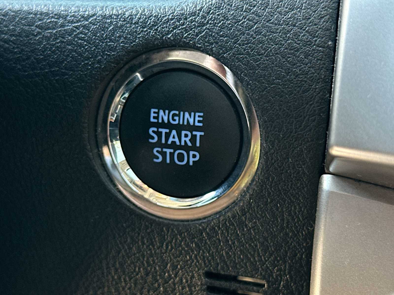 Thumbnail: 2022 Toyota 4Runner - 28