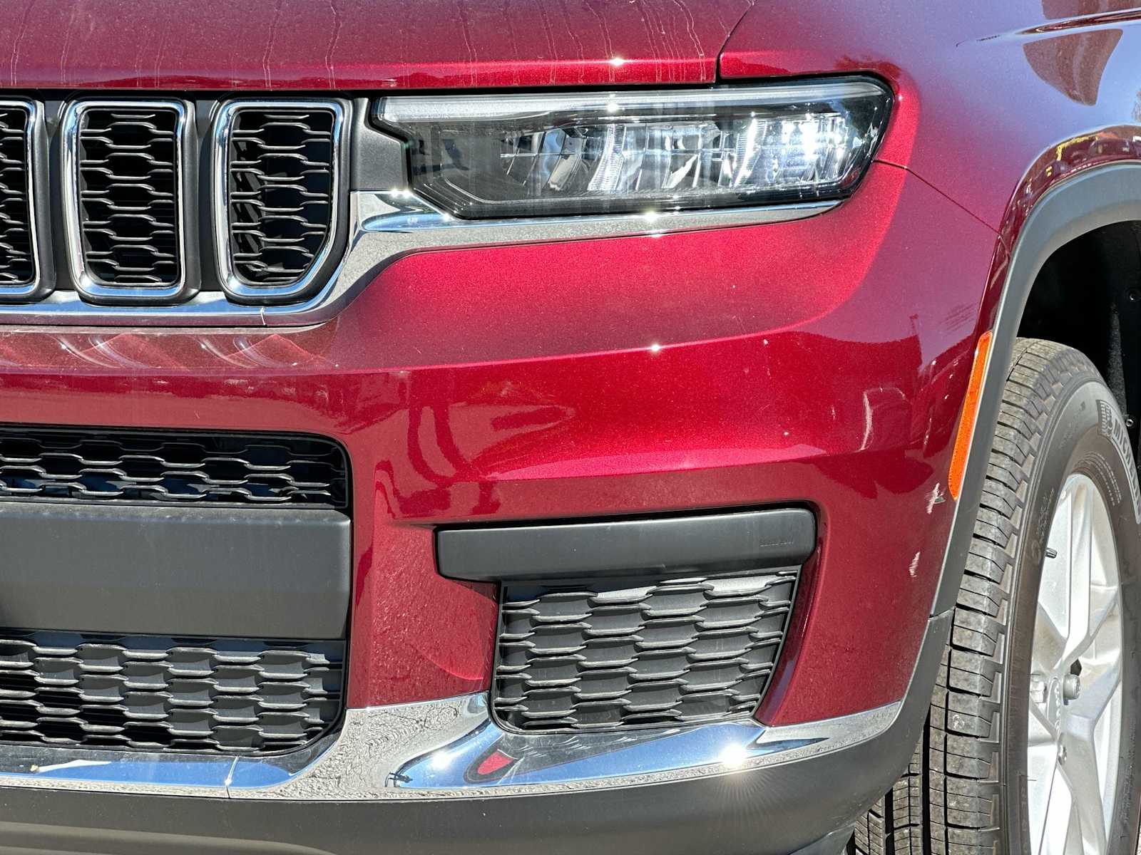 Thumbnail: 2025 Jeep Grand Cherokee L - 16