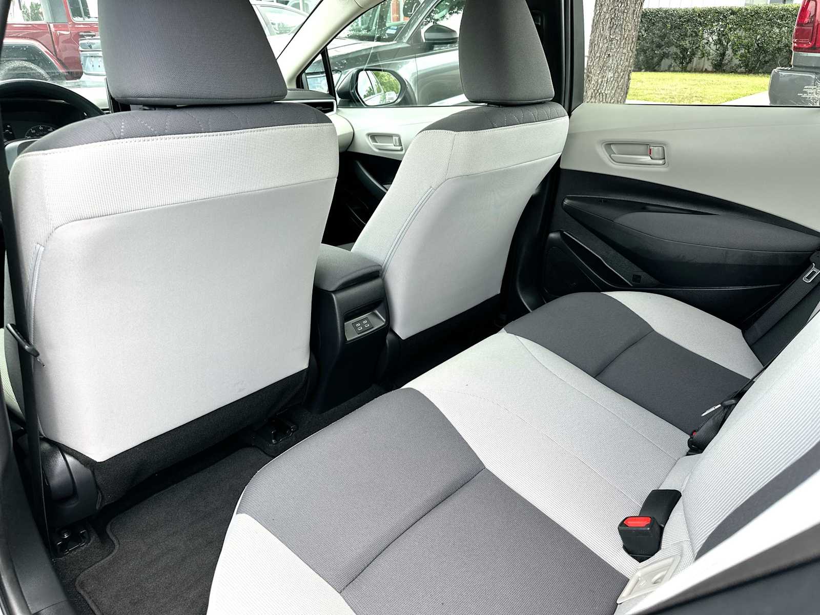 Thumbnail: 2023 Toyota Corolla - 24