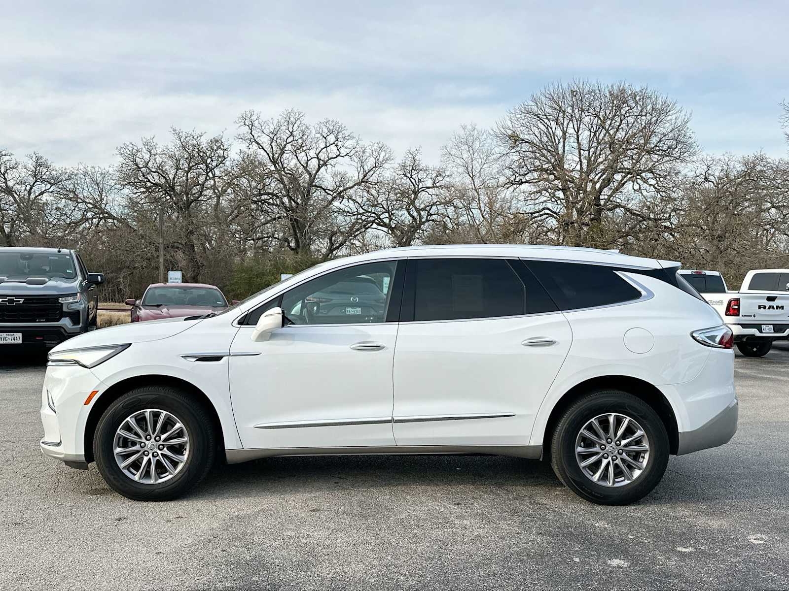 Thumbnail: 2023 Buick Enclave - 12